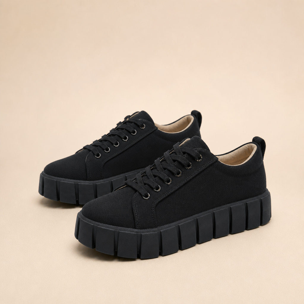 Chunky Platform Low-Top Canvas Sneakers For Women in Black – Mampierimoda Premium Womenswear