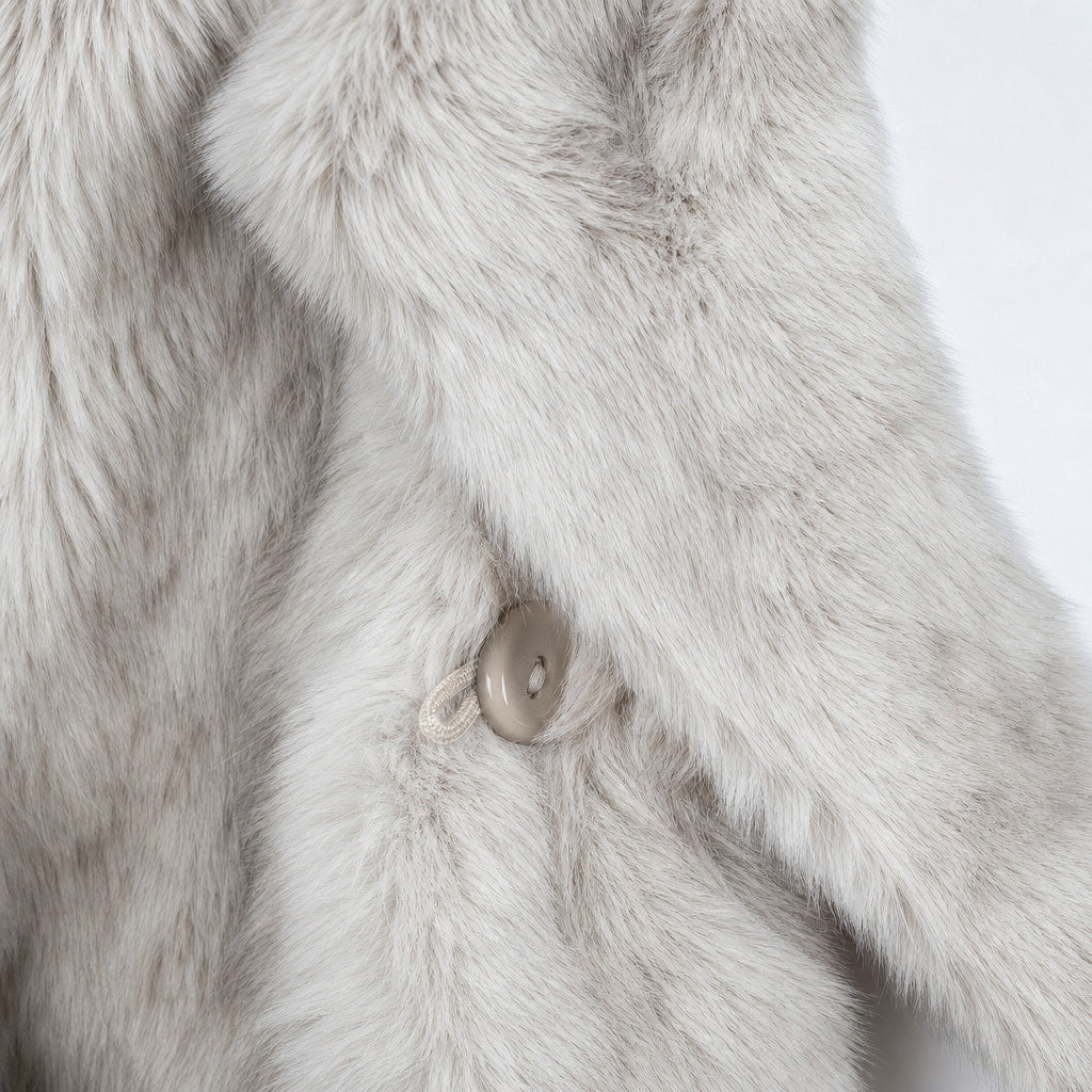 Shaggy Faux Fur Coat Luxury Oversized Winter Jacket Wide Lapel For Women Rice Grey – Fabric and Detail Close-Up