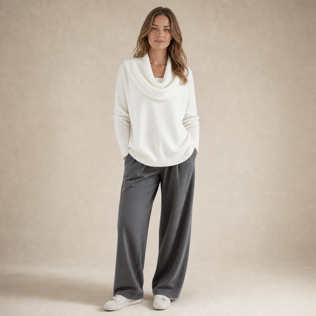 Elegant Turtleneck Sweater for Women in White – Mampierimoda Premium Womenswear