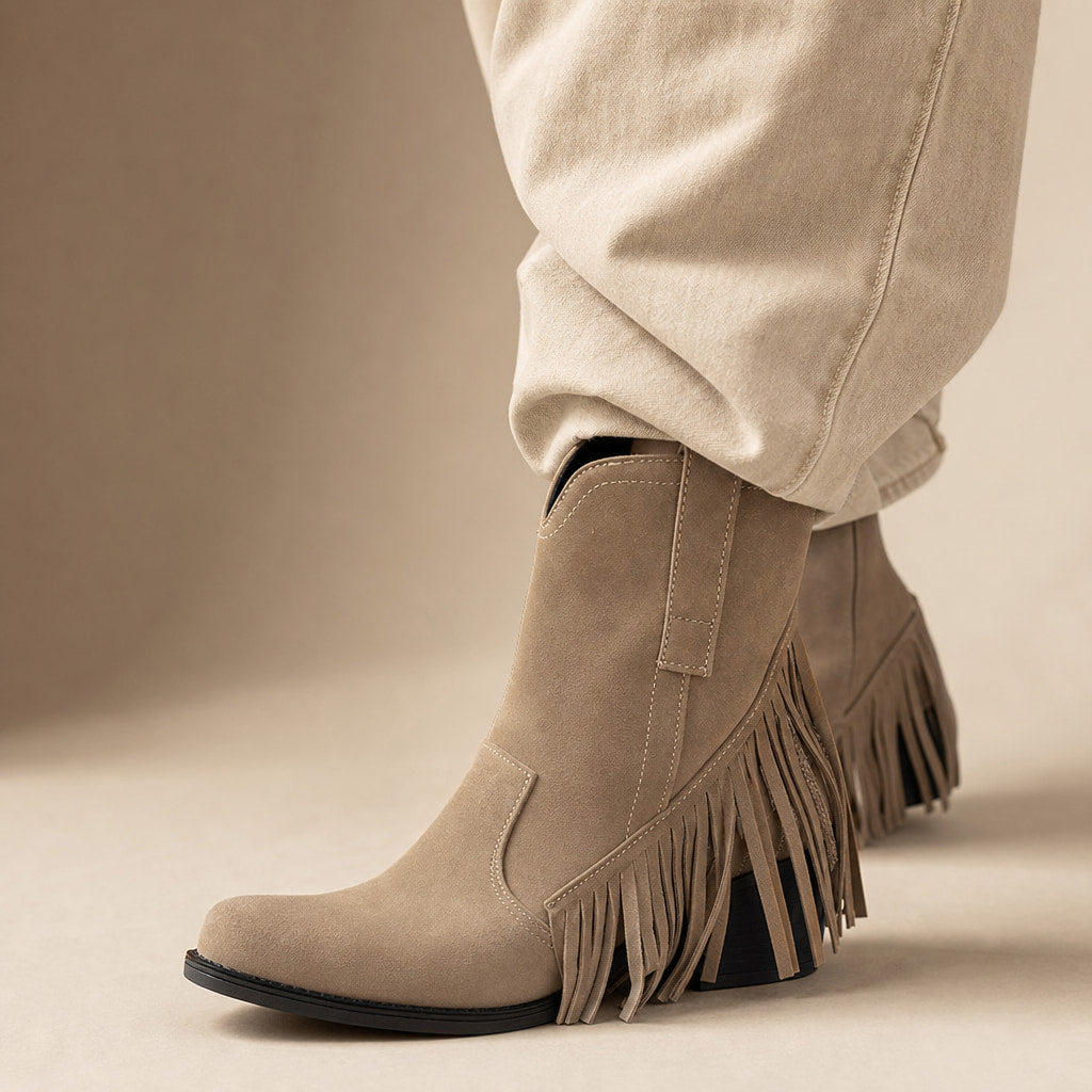 Stylish And Classic Wide Calf Cowboy Boots in Beige – Mampierimoda Premium Womenswear