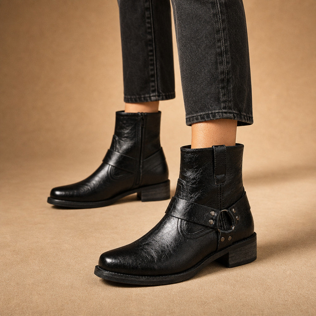 Landon Men's Vintage Leather Boots Black – Product Photo