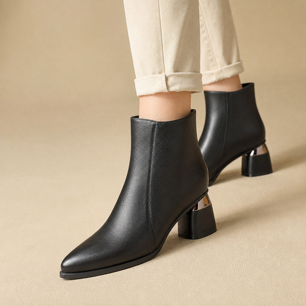Comfortable And Warm Leather Boots in Black – Mampierimoda Premium Womenswear